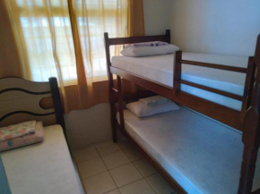Apartamento a 1 minuto a pé da praia e a 30 metros do canal da barra, Florianópolis